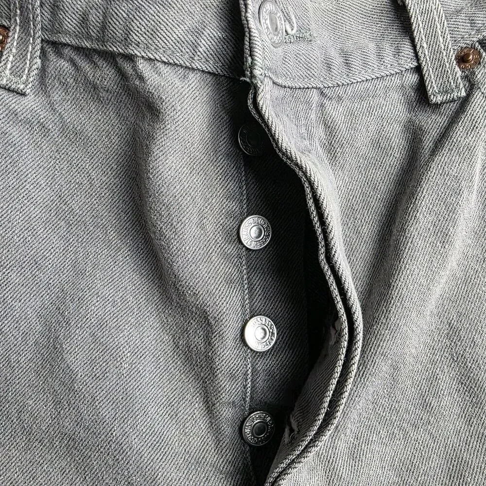 Vintage Levis 501xx Mens 38x34 Straight Leg Button Fly Gray Jeans Made in Mexico